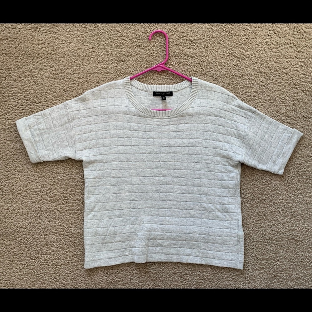 Banana Republic Quilted Sweater tee